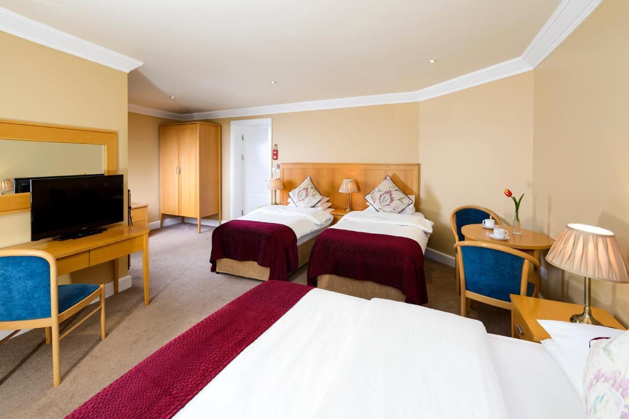 Dingle Bay Hotel Экстерьер фото